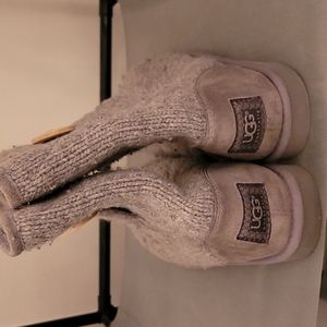 Grey Sweater Uggs